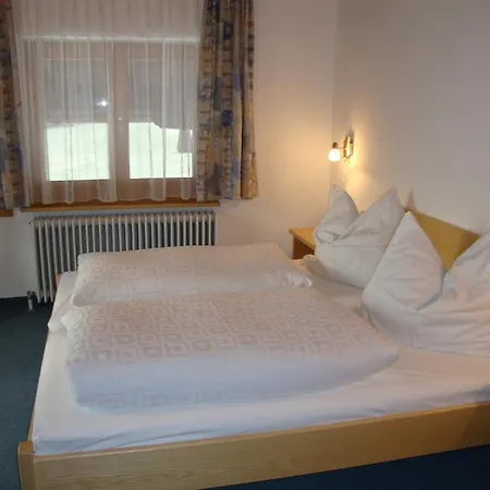 Gaestehaus Schwoagerhof Fügen Kamer foto