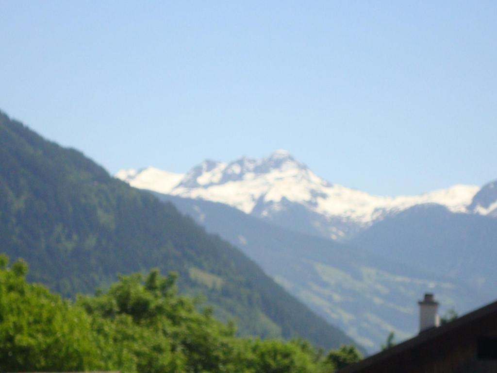 Gaestehaus Schwoagerhof Farm stay Fuegen